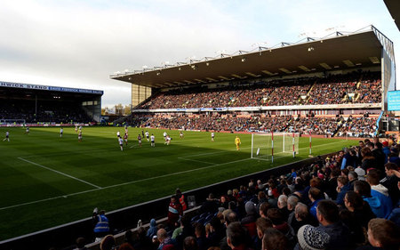 曼本賽季在 曼本賽季在